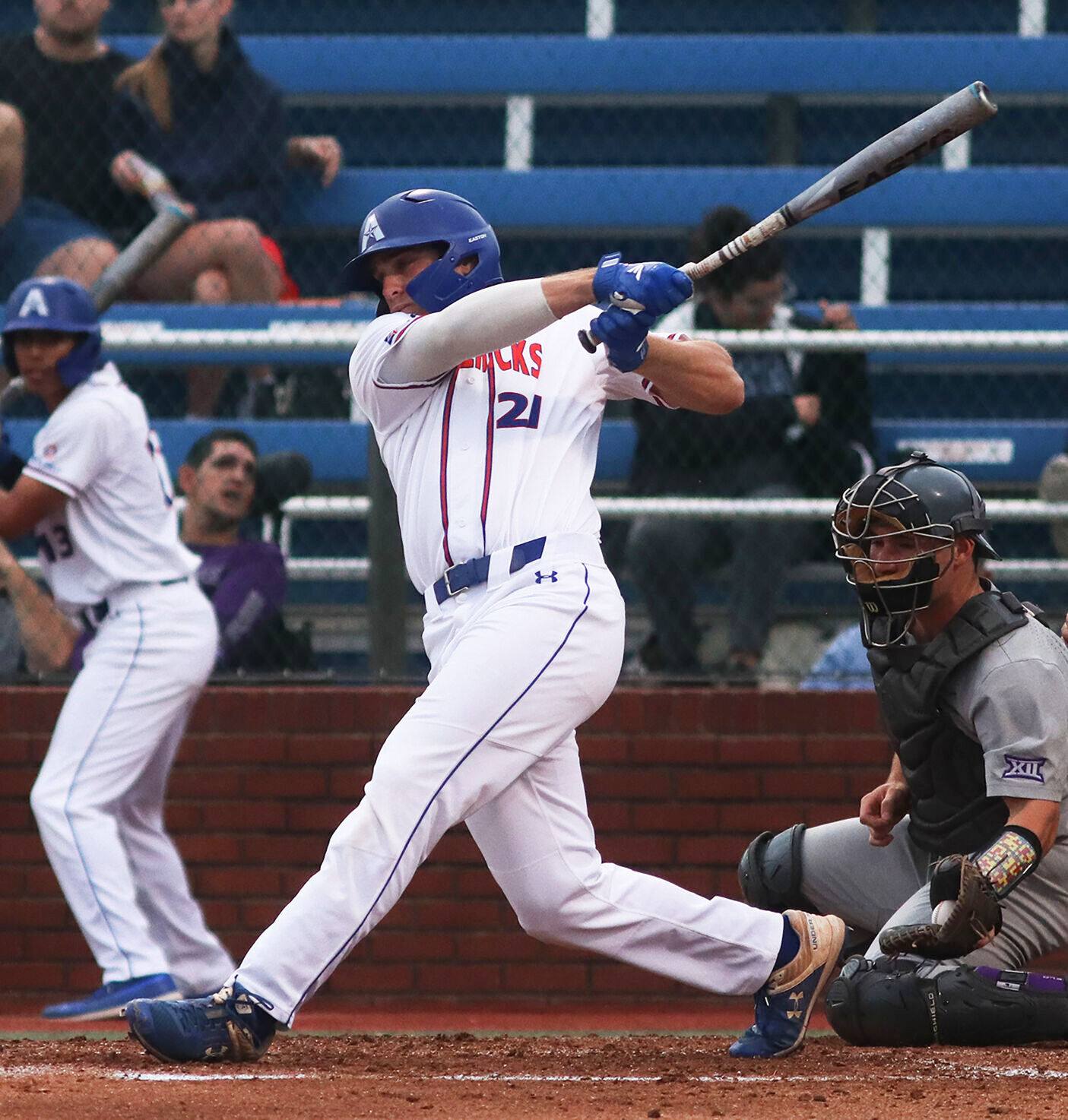 UTA baseball flounders in 8-3 loss to TCU